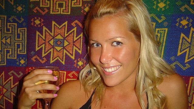 Straight Hair movie with seductive Sophie Moone