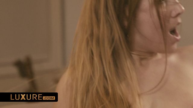 Doggystyle sex with passionate Alexis Crystal