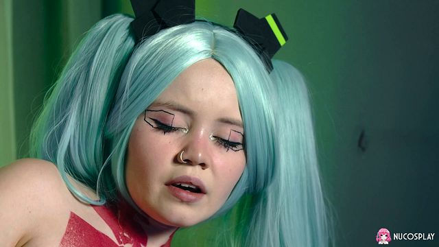 Opening screw with awesome Rebecca Nikson from Grab