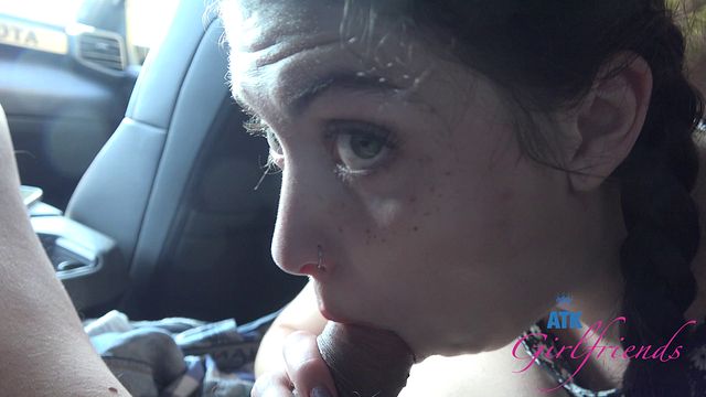 Pornstar film with sexy DayDream Daisy from Grab