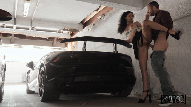 Skinny film with hot Harley Haze