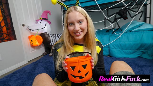 Hot Blonde smut with pretty Joshua Lewis and Kallie Taylor