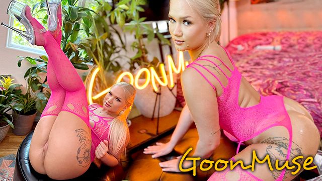Pornstar bang with horny Harley King and Zac Wild