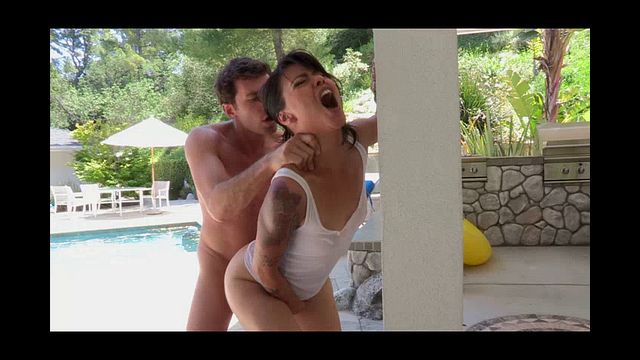 Cumshot action with pretty Dana Vespoli from Grab