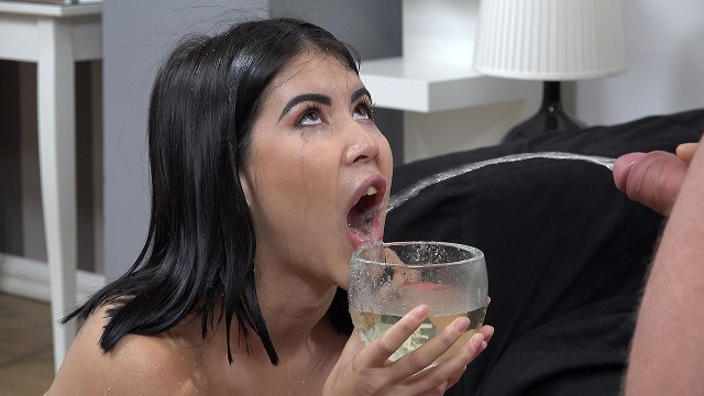 Cumshot porn with passionate Lady Dee