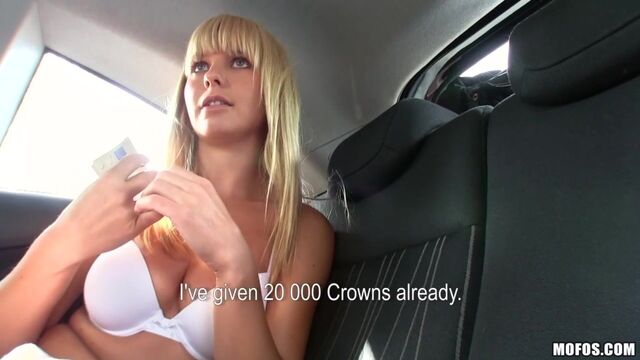 Cowgirl porn with seductive Bella Baby