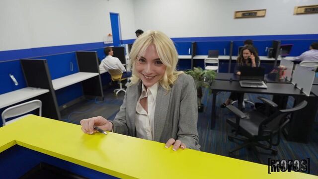 Missionary scene with passionate Amber Maddie and Lola Pearl