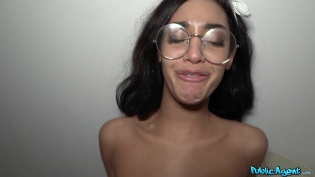 Long Hair sex with prefect Capri Lmonde