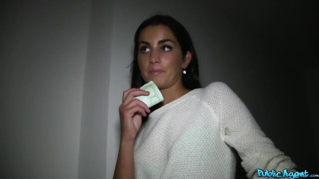 Long Hair action with sexy Loren Urages