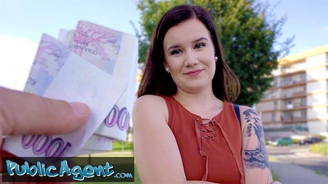 Pickup film with hot Erik Everhard and Martin Gun