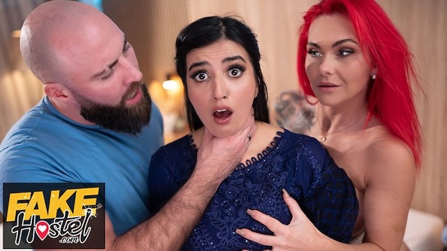 British Milf action with seductive Aaliyah Yasin and Roxi Keogh from Grab