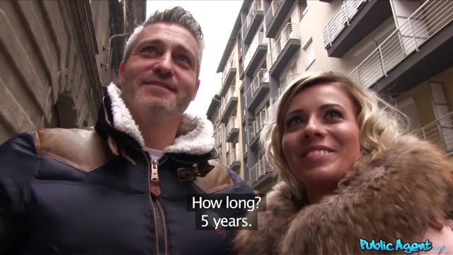 Cuckold sex with seductive Vicky Love