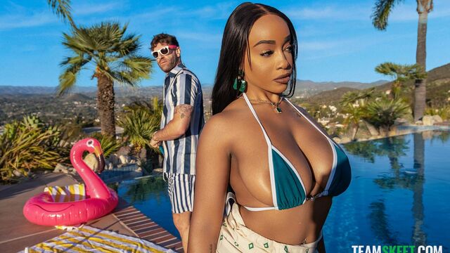 Curvy porn with seductive Lily Starfire
