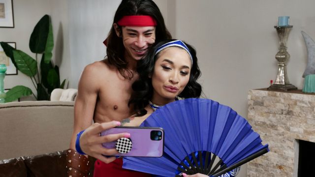 Creampie sex with tempting Avery Black from Grab