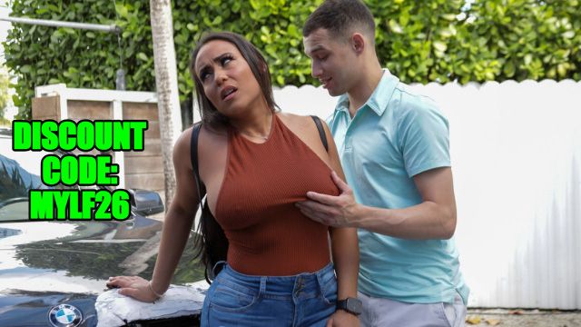 Reverse Cowgirl video with awesome Carmela Clutch and Johnny Love