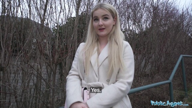 Hd video with seductive Eliza Eves