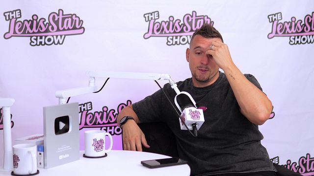 Talk Show smut with tempting Lexis Star