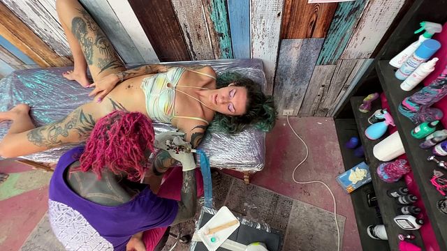 Tattooing smut with tempting Edonekaliyuga and Lily Lu from Grab