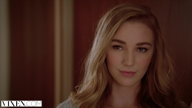 Deep Throat action with seductive Blair Williams, Jean Val Jean and Kendra Sunderland from Grab