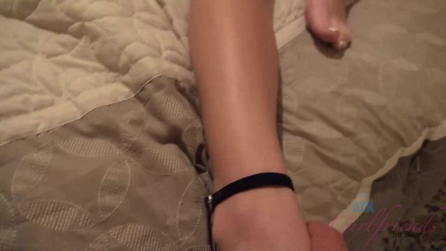 Homemade screw with passionate Lily Adams from Grab