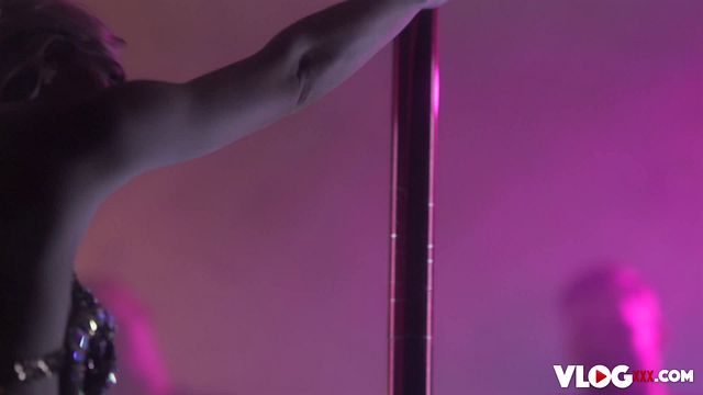 Cock Sucking action with horny Kenna James and Nathan Bronson from Grab