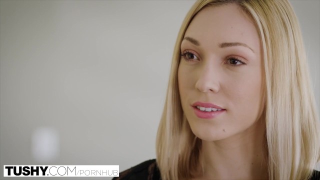 Facial action with awesome Flash Brown and Lily LaBeau