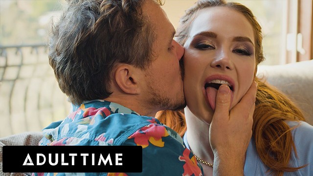Pawg film with seductive Siri Dahl from Grab