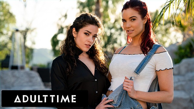 Lesbian Makeout video with horny Jayden Cole and Victoria Voxxx
