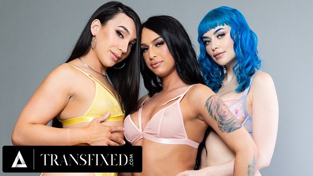 Pornstar screw with seductive Jewelz Blu from Grab