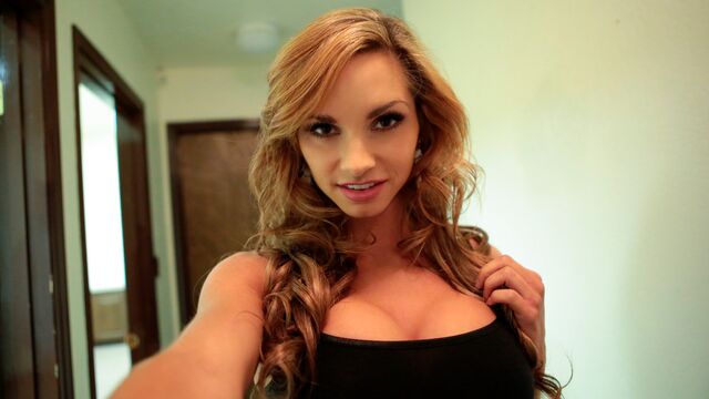 Glamour video with passionate Ashley Sinclair